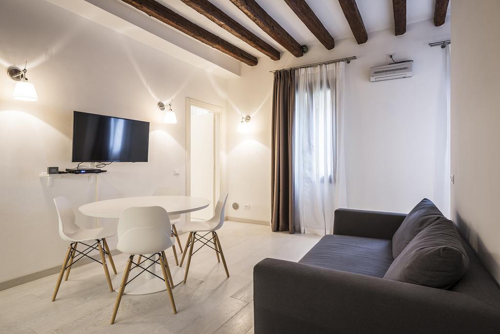 Myplace Santa Maria Formosa Apartment Venecia Exterior foto